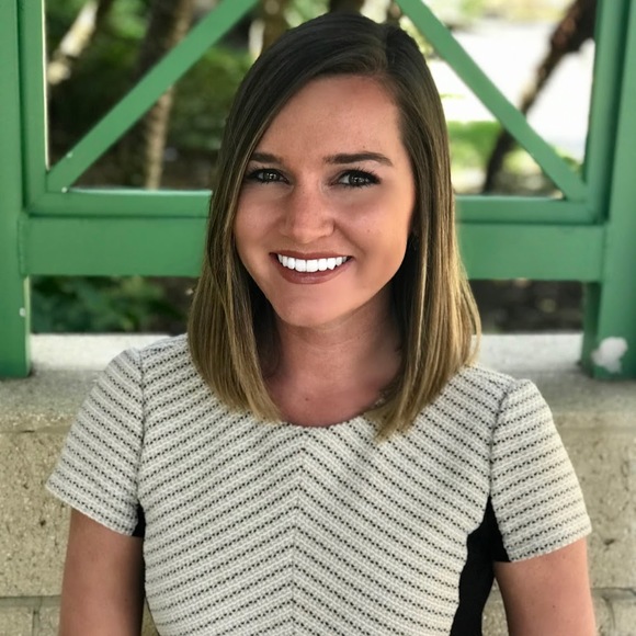 Meet your Posher, Hannah - Picture 1 of 1